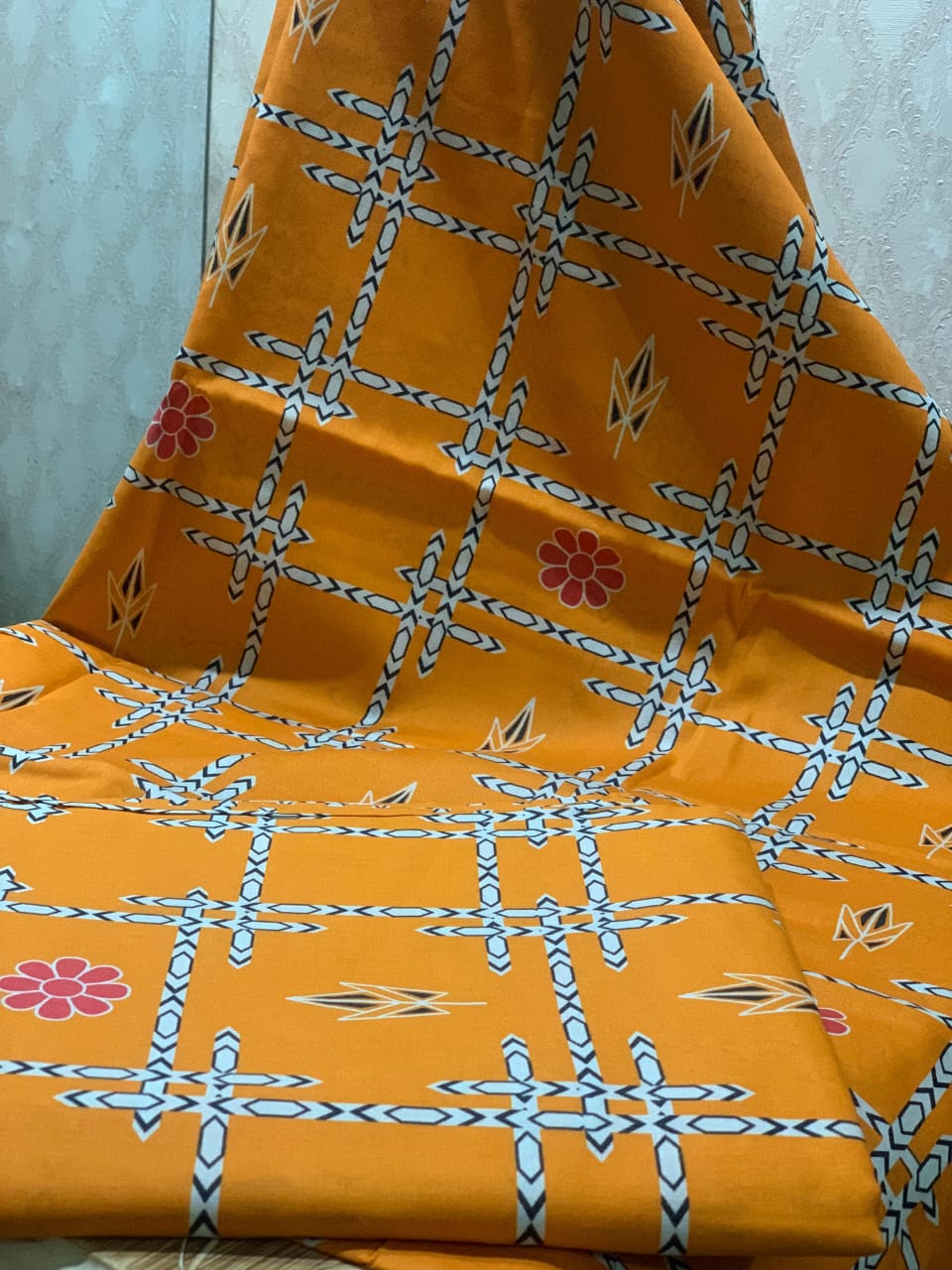 All Over Printed Lawn 2-Piece Suit
